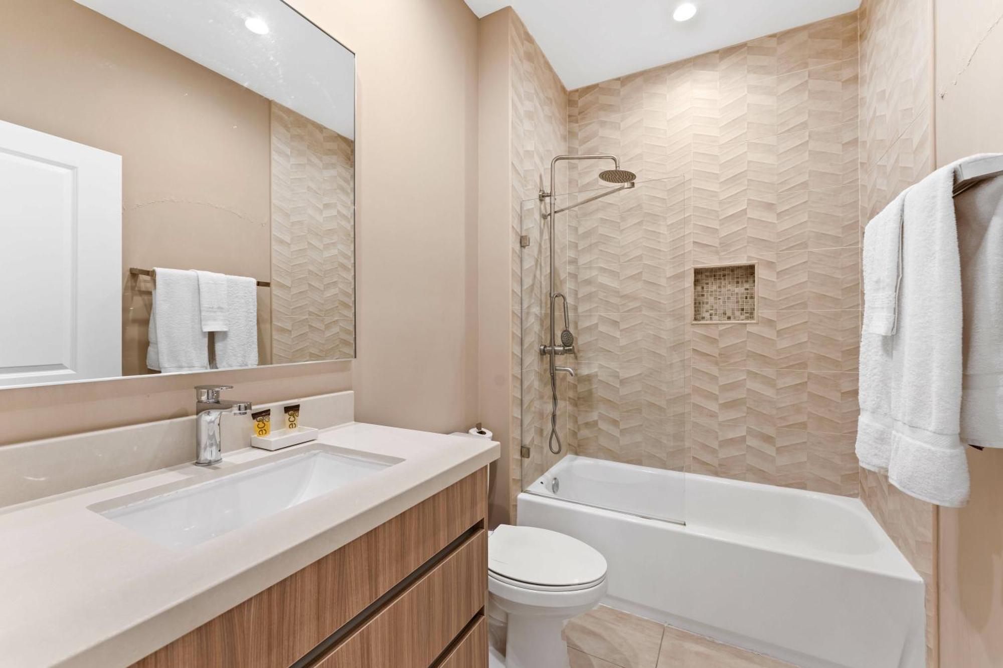 7564 Magic Village 3 Suites Jacuzzi Bbq 8 Min Disney Orlando Dış mekan fotoğraf